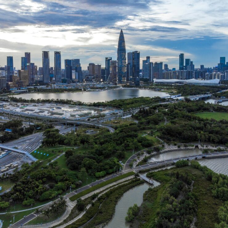 Effortless Transit & Transportation Hubs: Your Ultimate Guide to Navigating Shenzhen from HUAYI Hotel (Shenzhen North Railway Station)